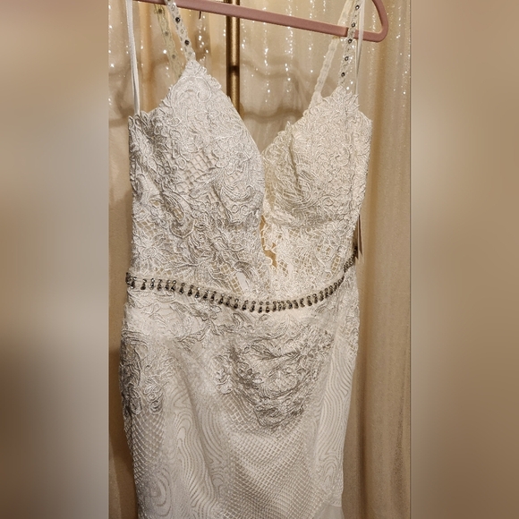 Mac Duggal Embellished Lace Trumpet Gown Ivory NWT - Picture 4 of 6